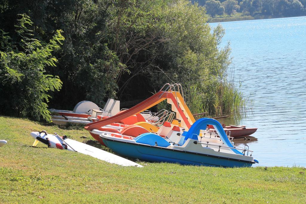 Il Castoro Di Martignano Villa Anguillara Sabazia Exterior foto